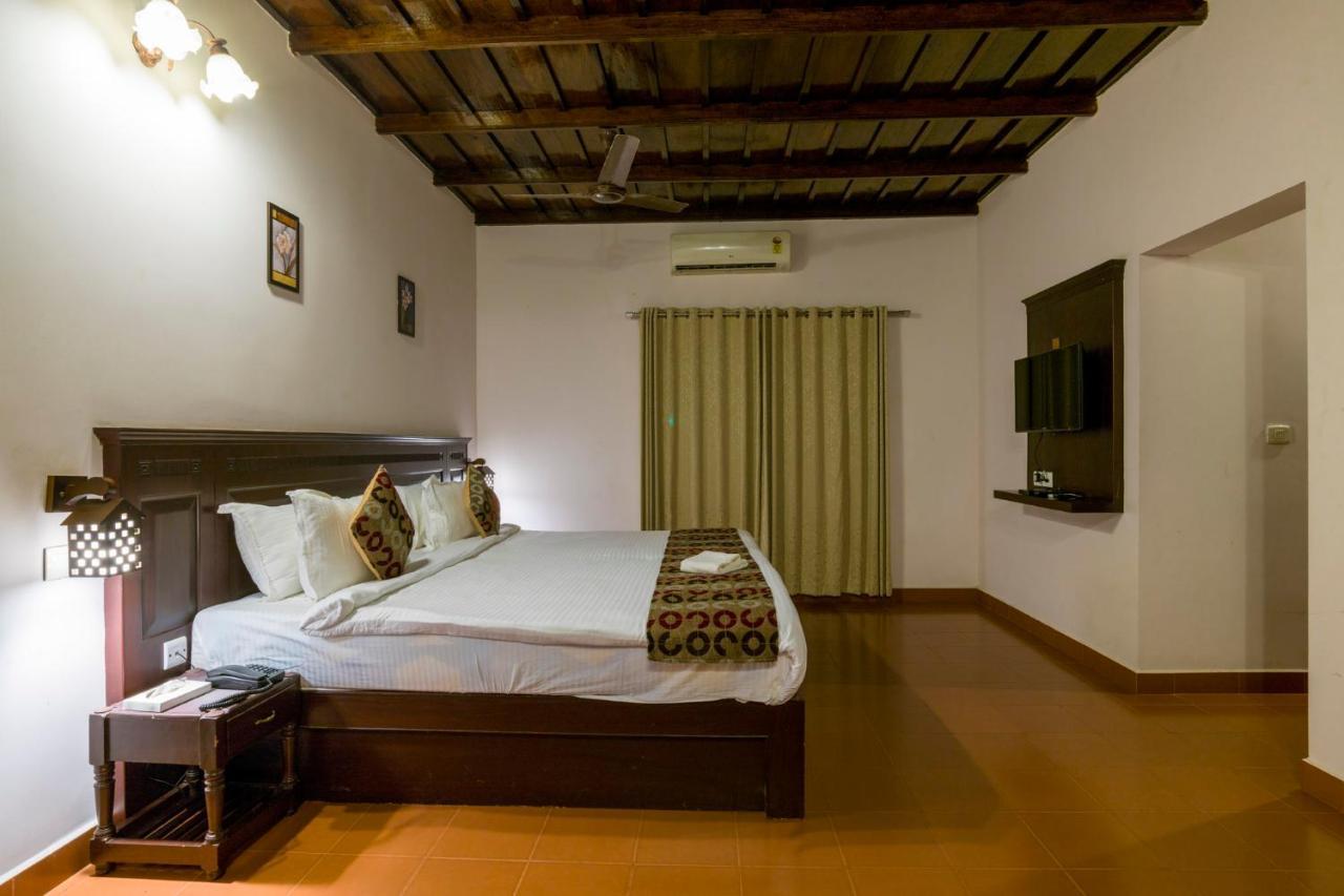 Warmth Lake Haven Alappuzha Экстерьер фото